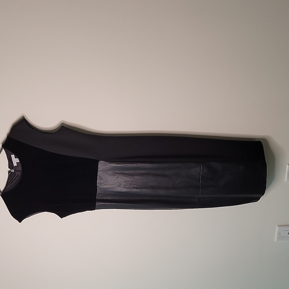 NEW YORK & COMPANY, Size S (fits 4-6) Black